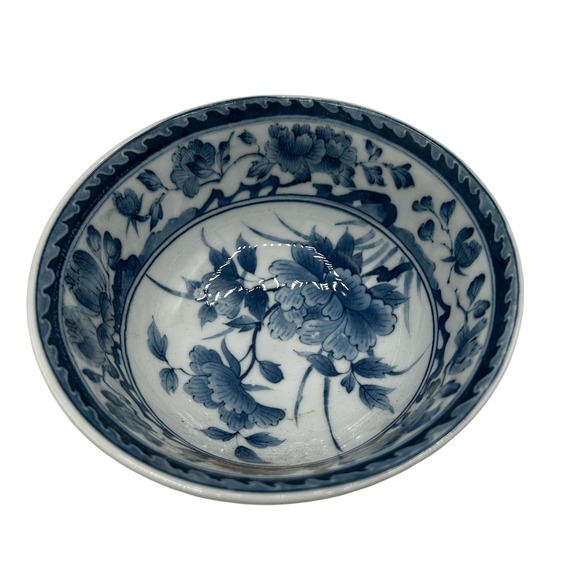 Set of 4 Japanese Vtg Porcelain Bowls Blue White Floral Rice Noodle Soup Bowls - Picture 1 of 10